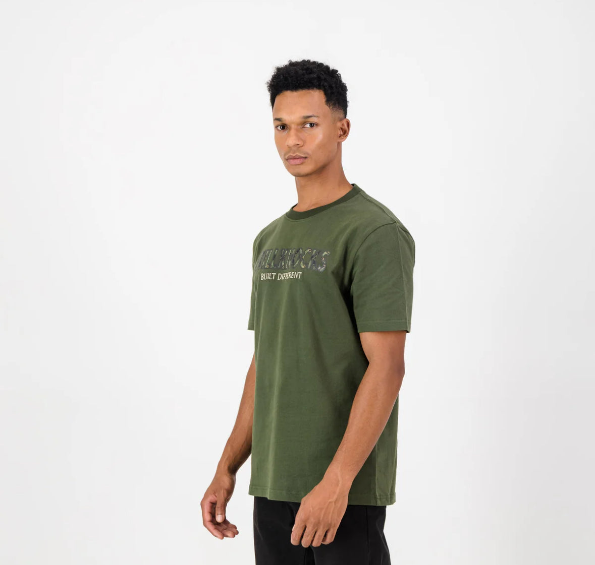Stillknocks Built Diff Regular Crew Tee-Military Olive