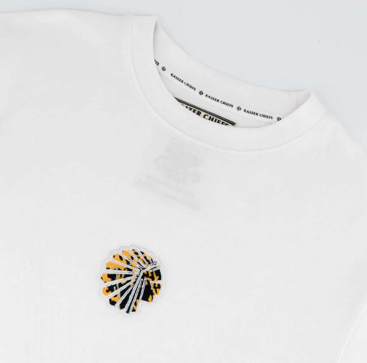 Kaizer Chiefs Pop Art Badge Boxy Tee- White